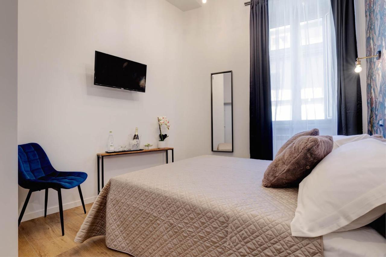 Hotel The Venue Sistina Roma Exterior foto